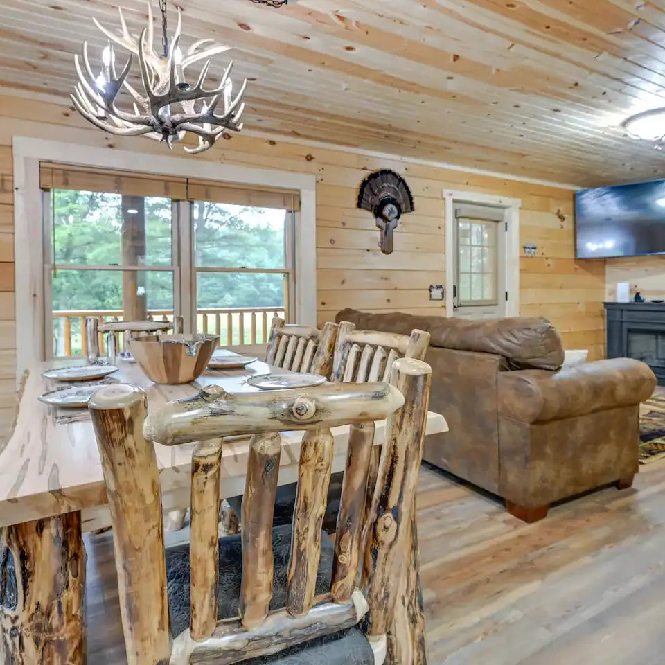 Spacious Log Cabin w/ Game Room & Fire Pit!