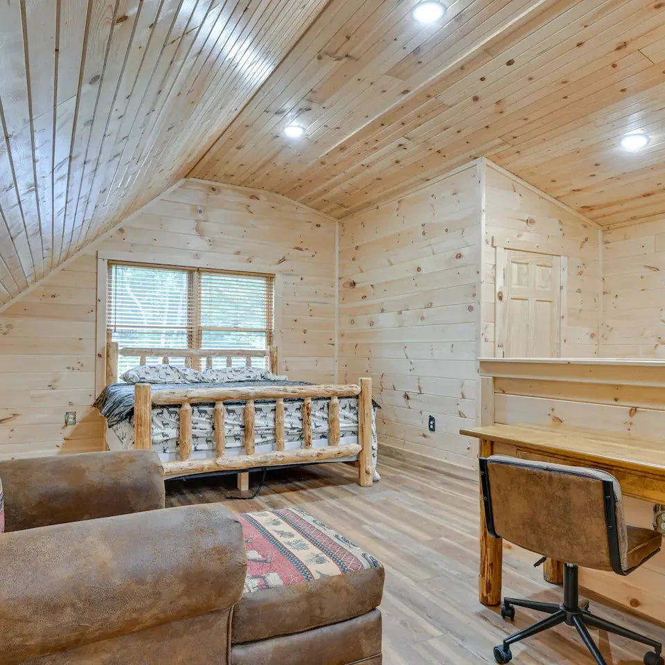 Spacious Log Cabin w/ Game Room & Fire Pit!