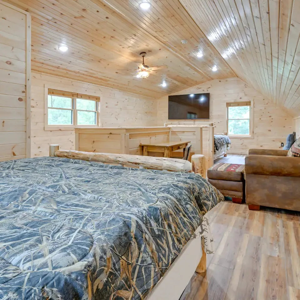 Spacious Log Cabin w/ Game Room & Fire Pit!