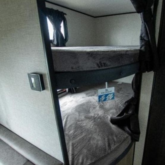 twin bunks camper for rent in wisconsin